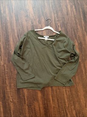 Relaxed Olive Long-Sleeve V-Neck Top by BlaKely